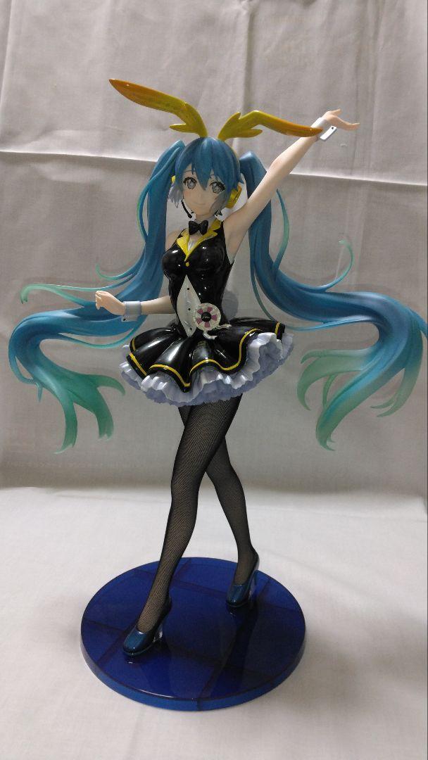 

[USED] 1/4 Hatsune Miku Bunny Girl Figure