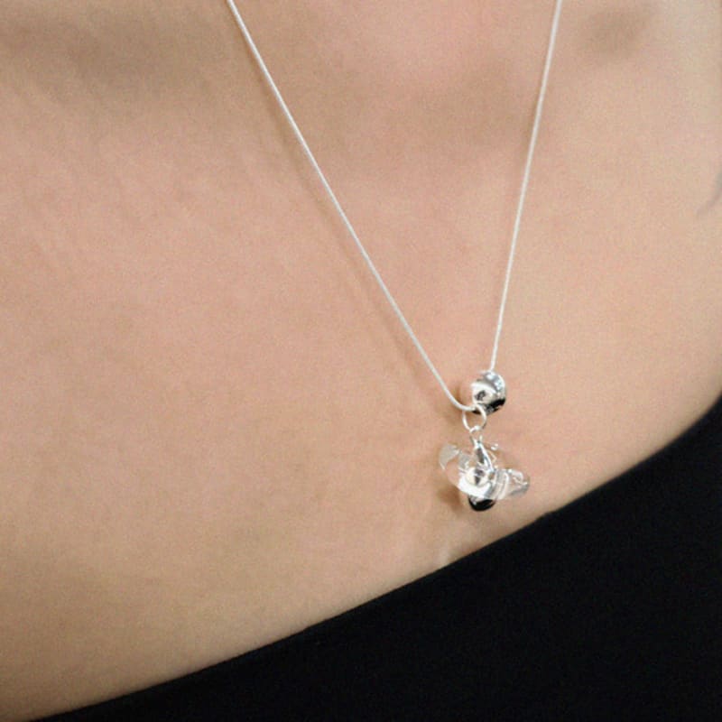 APIOH PLANET NECKLACE