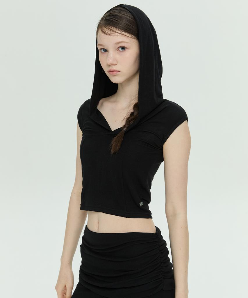 Lomaentinueo Hooded Sleeveless Crop Top (Black)