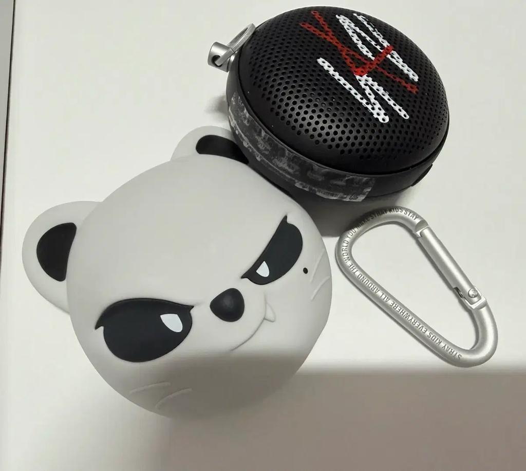 STRAY KIDS Hyunjinsky Jubilee Speaker Album Genielet Přenos