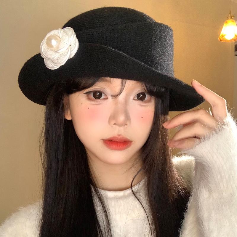 Cappello Elegante Retrò con Volant Camelia Erede per Donna Atmosfera Autunnale e Invernale Cappello a Cilindro Cappello da Pescatore Stile Francese
