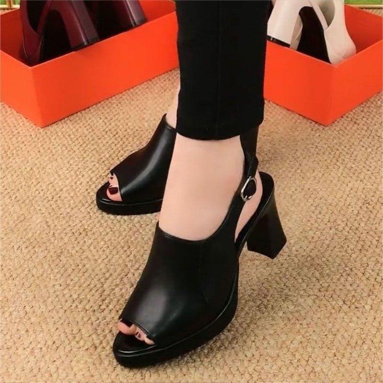 Fish mouth sandals women's one-word buckle belt spring and summer leather women's shoes 2025 new thick heel waterproof table high heels