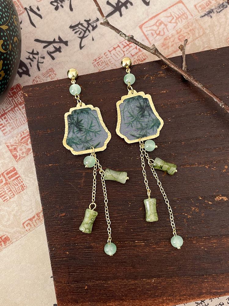 Geometrische Ohrringe im antiken Stil: Elegantes Design für Damen-Qipao-Accessoires