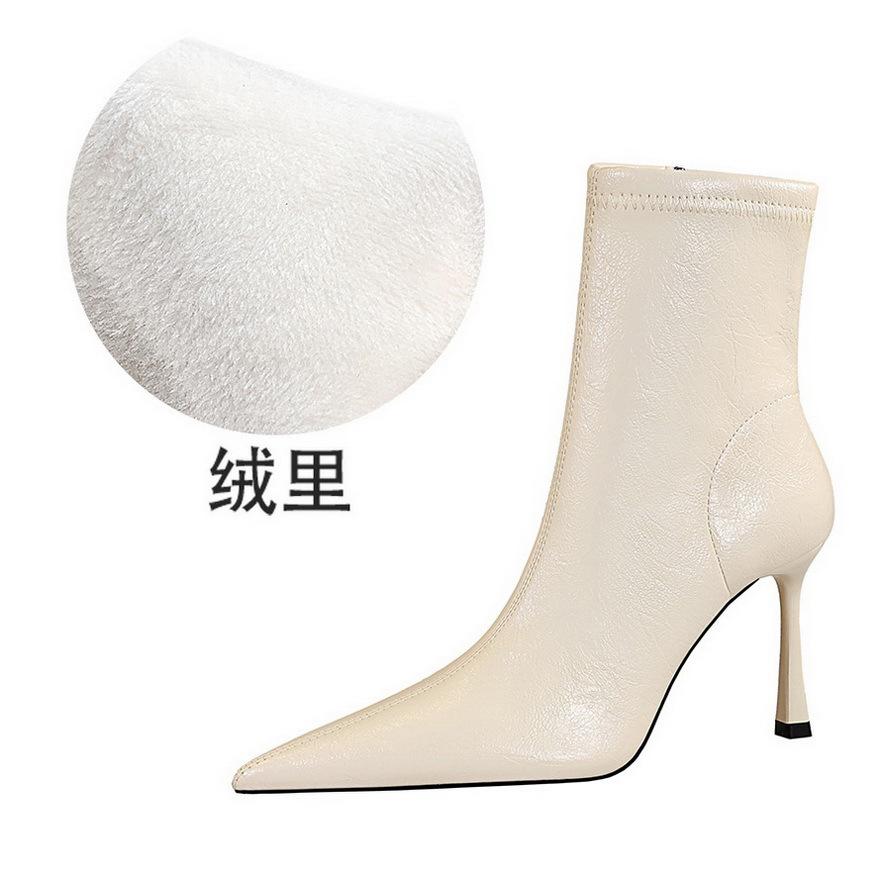 

7922-2 Ретро-стиль банкетные короткие сапоги на очень высоком тонком каблуке с острым носком зимние короткие сапоги с боковой молнией женские сапоги 40