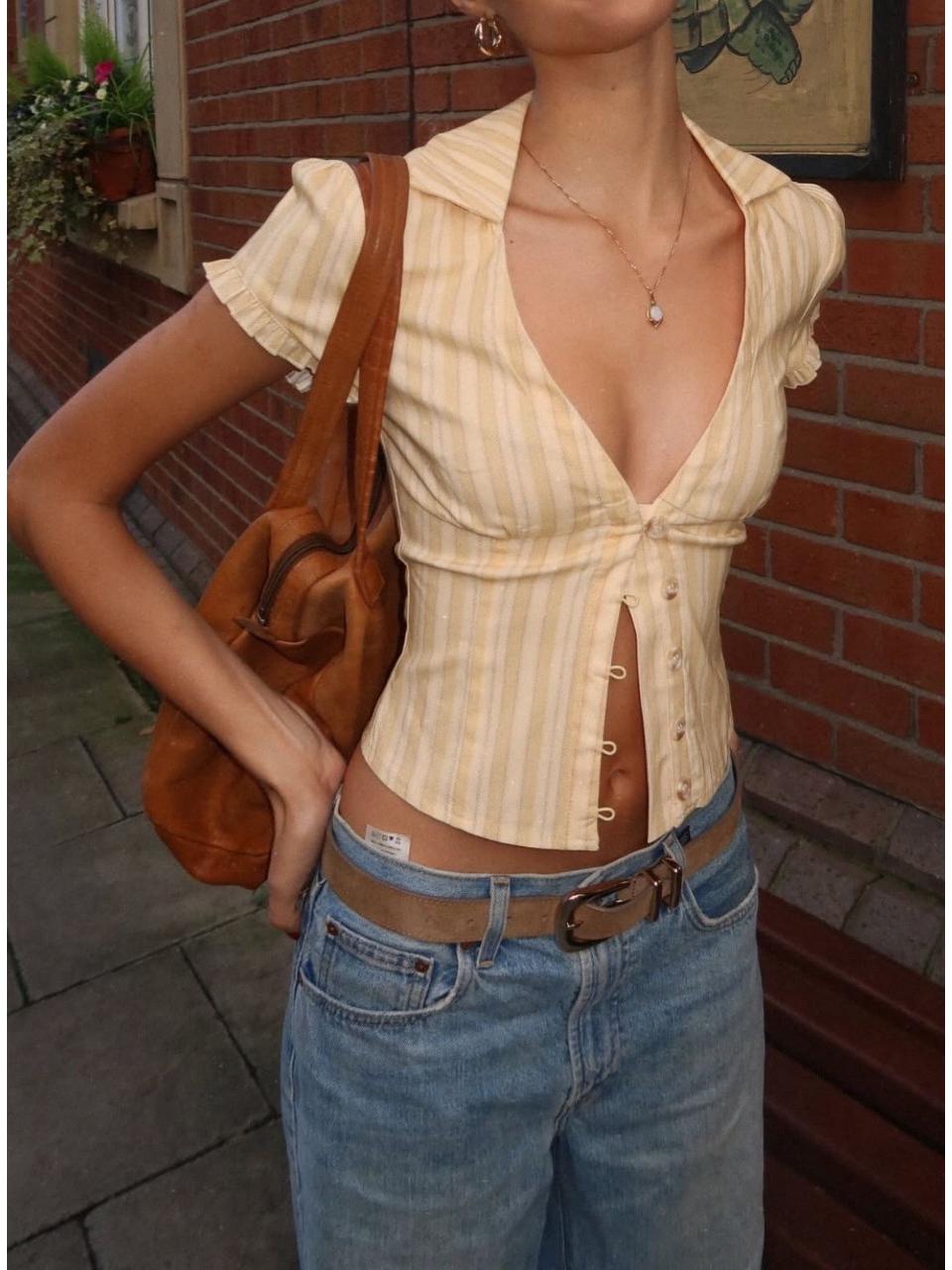 

Женский облегающий топ Осень 2025, в полоску, с глубоким V-образным вырезом, лацканами, на пуговицах Medium жёлтый