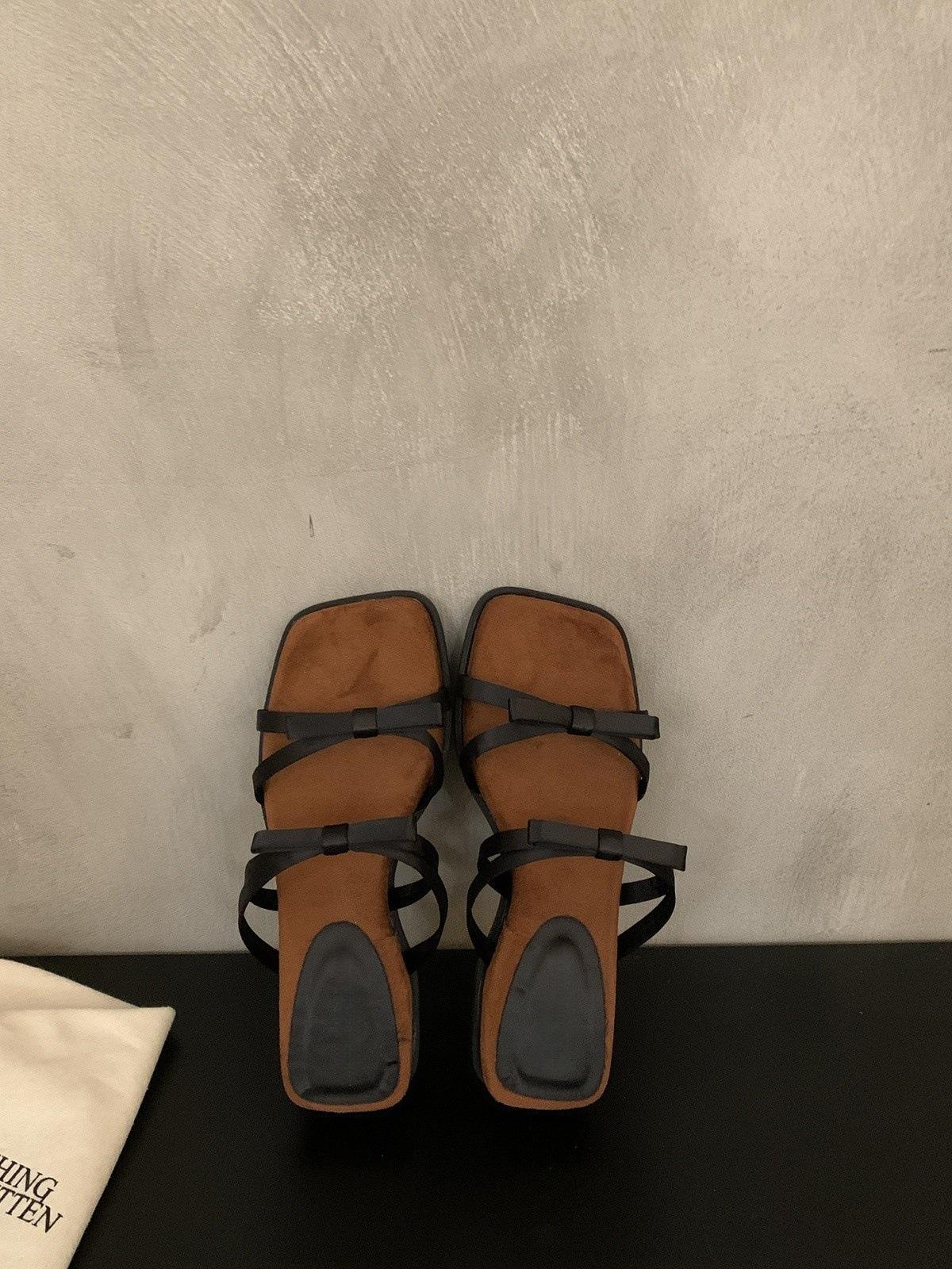 

Fairy style satin bow open-toed slippers female summer wear 2025 new with skirt beautiful slope heel sandals 35