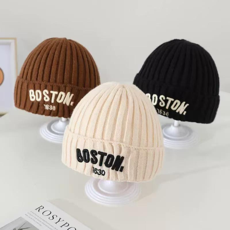 Căciulă de lână tricotată pentru copii: Pulover confortabil de toamnă/iarnă cu stil coreean și design cu litere pentru băieți și fete