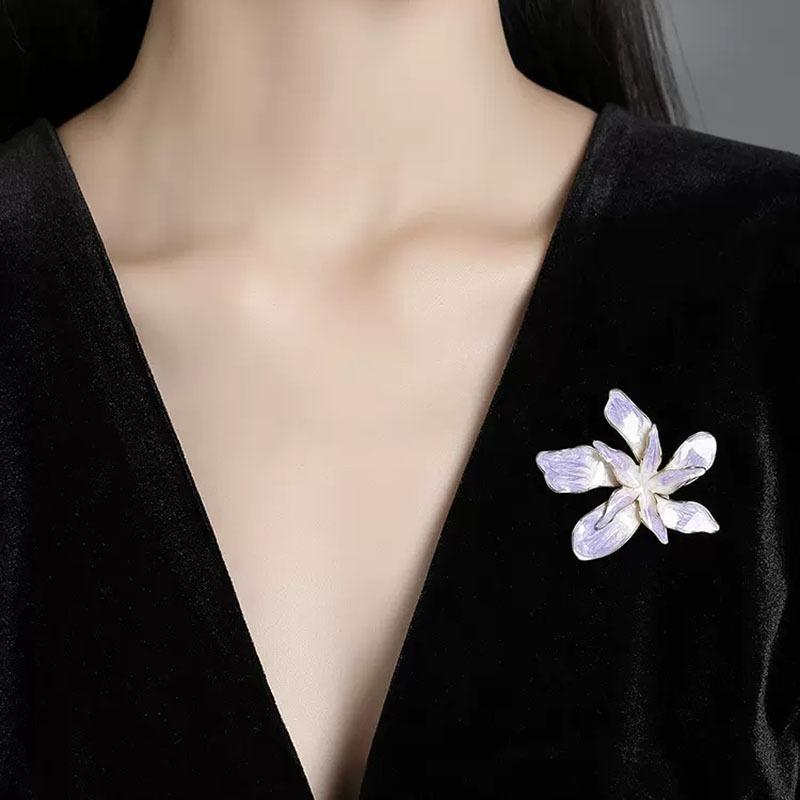 Enamel Bauhinia Flower Brooch, High-end Women's Design Sense, Niche Brooch, Luxurious and Elegant Brooch