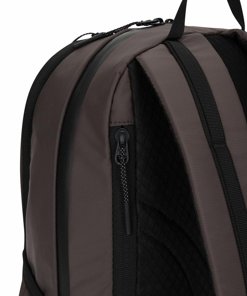 Discovery Expedition Dissphere Round Backpack (Brown)
