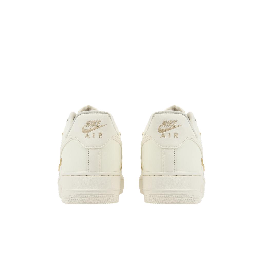 Nike Air Force 1 07 LX Mini Swoosh - מתכתי זהב נשים סניקרס לבן מפרש FV3654-111