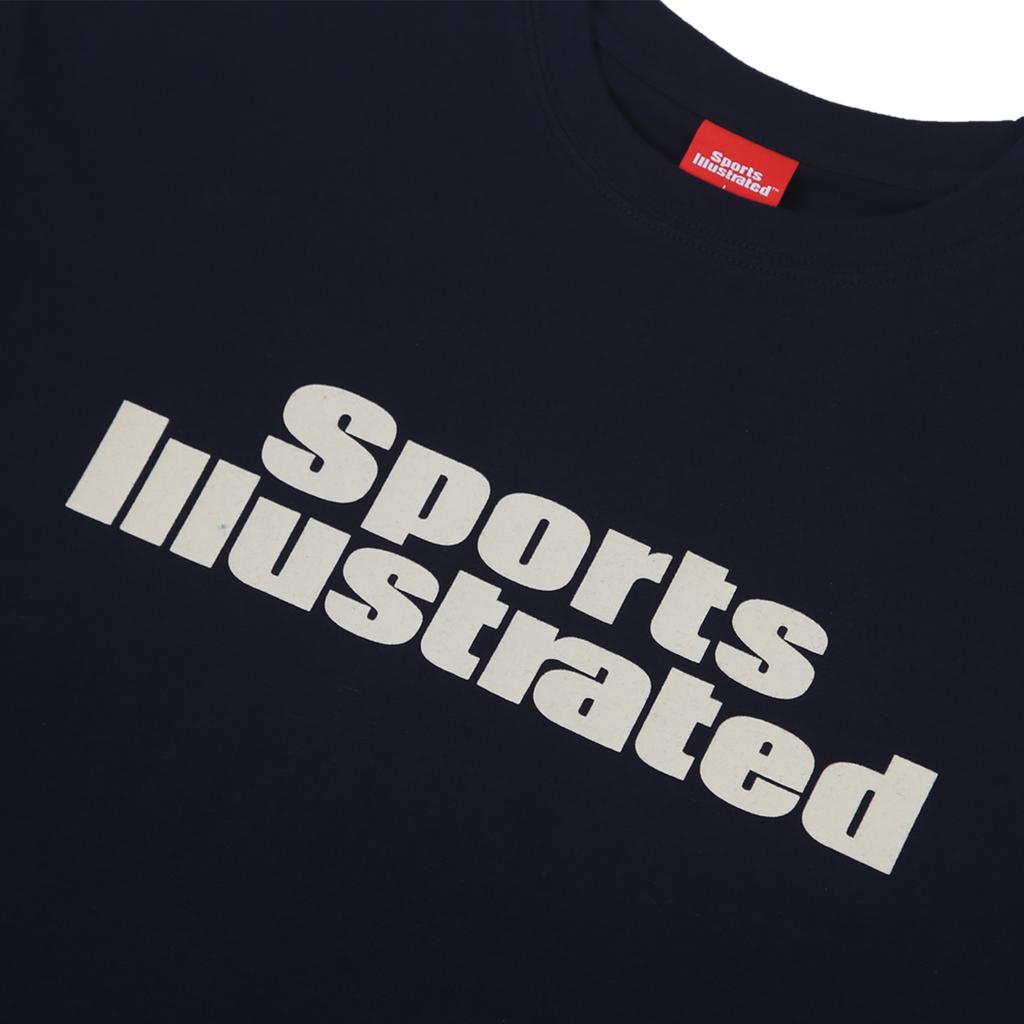 SPORTS ILLUSTRATED Basketball Stacked Logo Half Sleeve (Dark Navy)