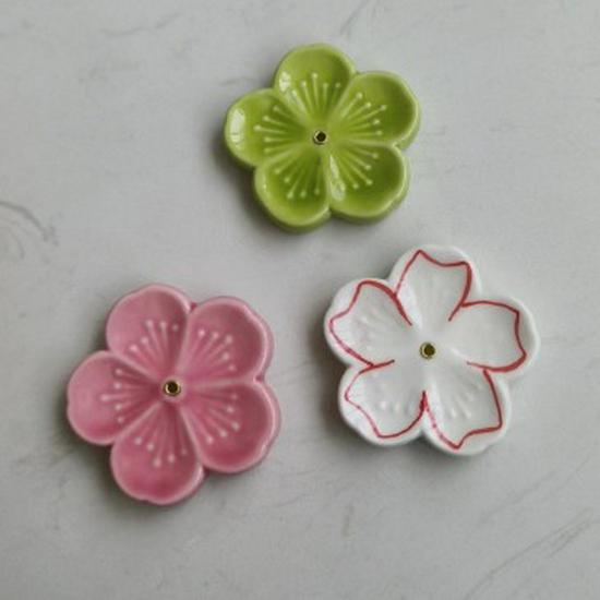 Ceramic Multi-Color Cherry Blossom Incense Holder with Gold Ring and Origami Crane Design