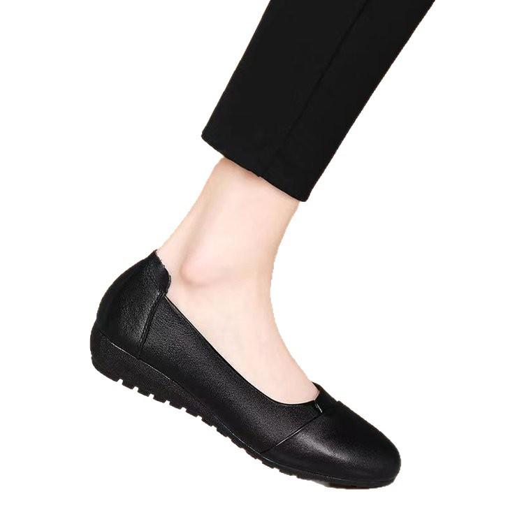 Autumn mother shoes beef tendon flat bottom comfortable single shoes women's soft sole non-slip lightweight work shoes middle-aged and elderly soft le
