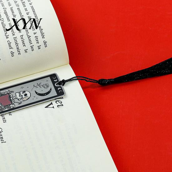 Skull Pattern Bookmark Tarot Card Bookmark, Stainless Steel Skeleton Page Marker, Thin High-definition Printed Metal Book Mark for Students