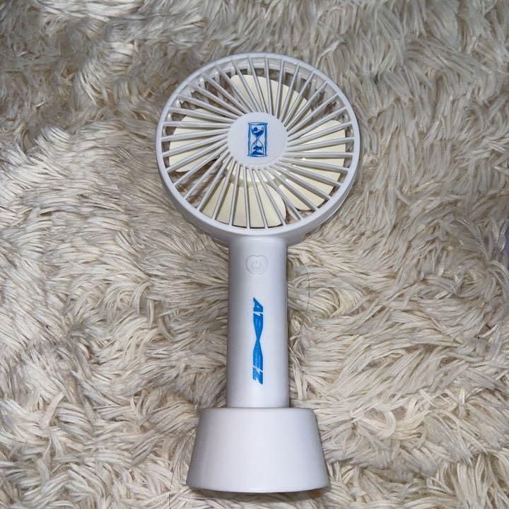 

[USED] ATEEZ Handy Fan