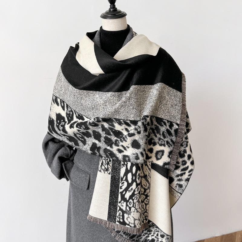 New jacquard landscape painting imitation cashmere scarf women's air-conditioned room shawl autumn and winter thickened warm long scarf