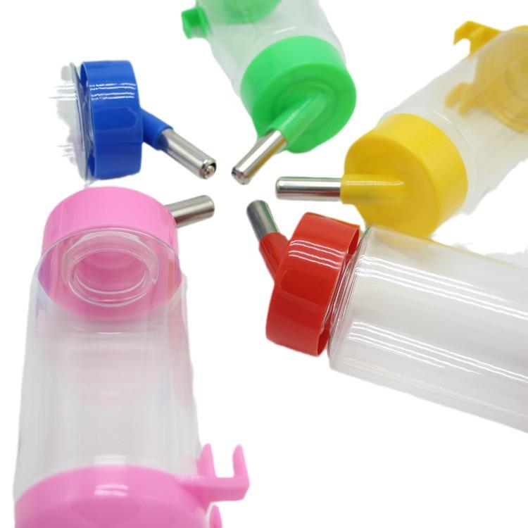 Hangable Roller Ball Water Dispenser for Pets - Ideal for Kittens and Puppies