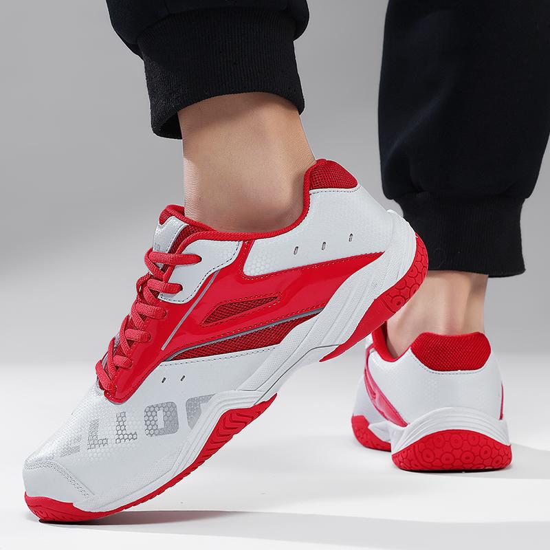 New Lightweight Badminton Shoes for Men and Women Suitable for Outdoor Fitness and Volleyball Shoes