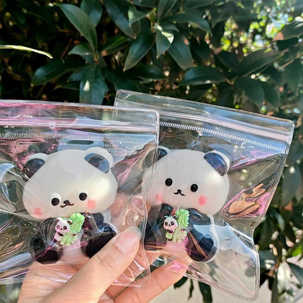 Panda Carino Morbido che Abbraccia Giocattoli di Bambù Giocattolo Elastico per Alleviare lo Stress Decomprimere Giocattolo Divertente Regalo Giocattolo Panda a Rimbalzo Lento da Spremere