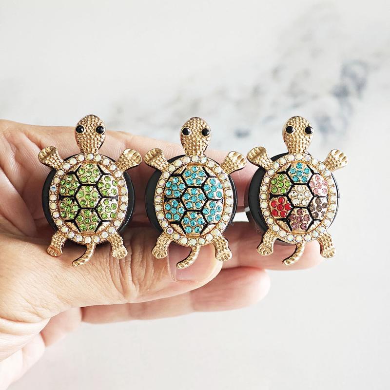 Car Vent Perfume Clip Cute Cartoon Turtle Design Car Interior Air Freshener Unique Scent Ornament for Auto Use