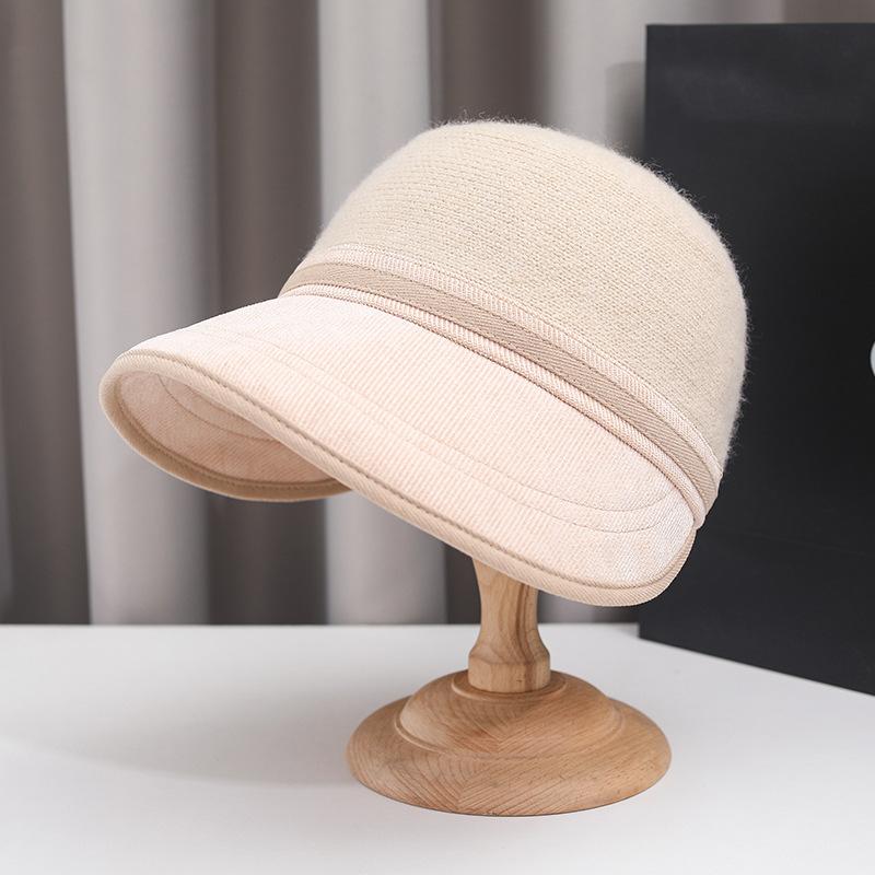 High Quality Elegant Fashion Hat Women's Autumn and Winter New Equestrian Hat Wide Brim Show Face Ducktongue Bucket Hat