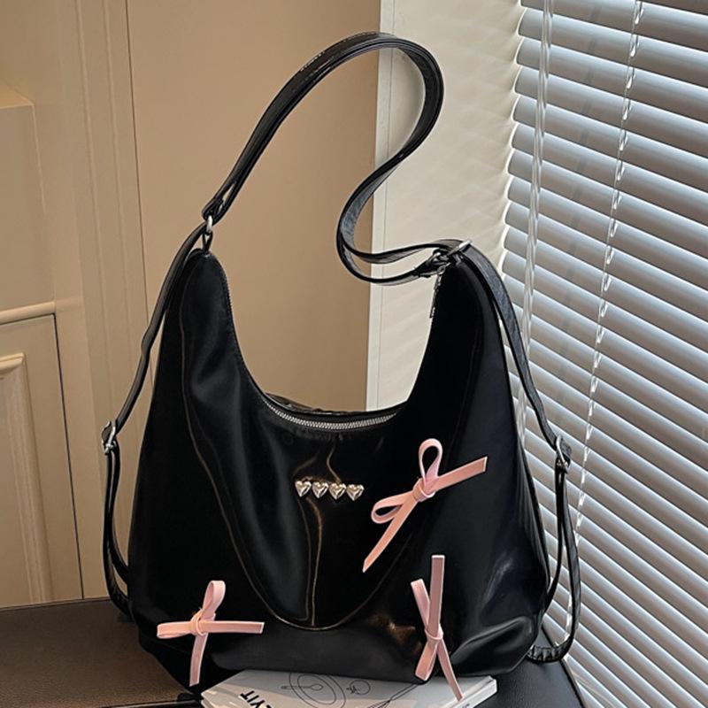 Bow Lazy Feeling Large Capacity Shoulder Bag Women 2025 New Messenger Bag Fashion Commuter Sweet Backpack