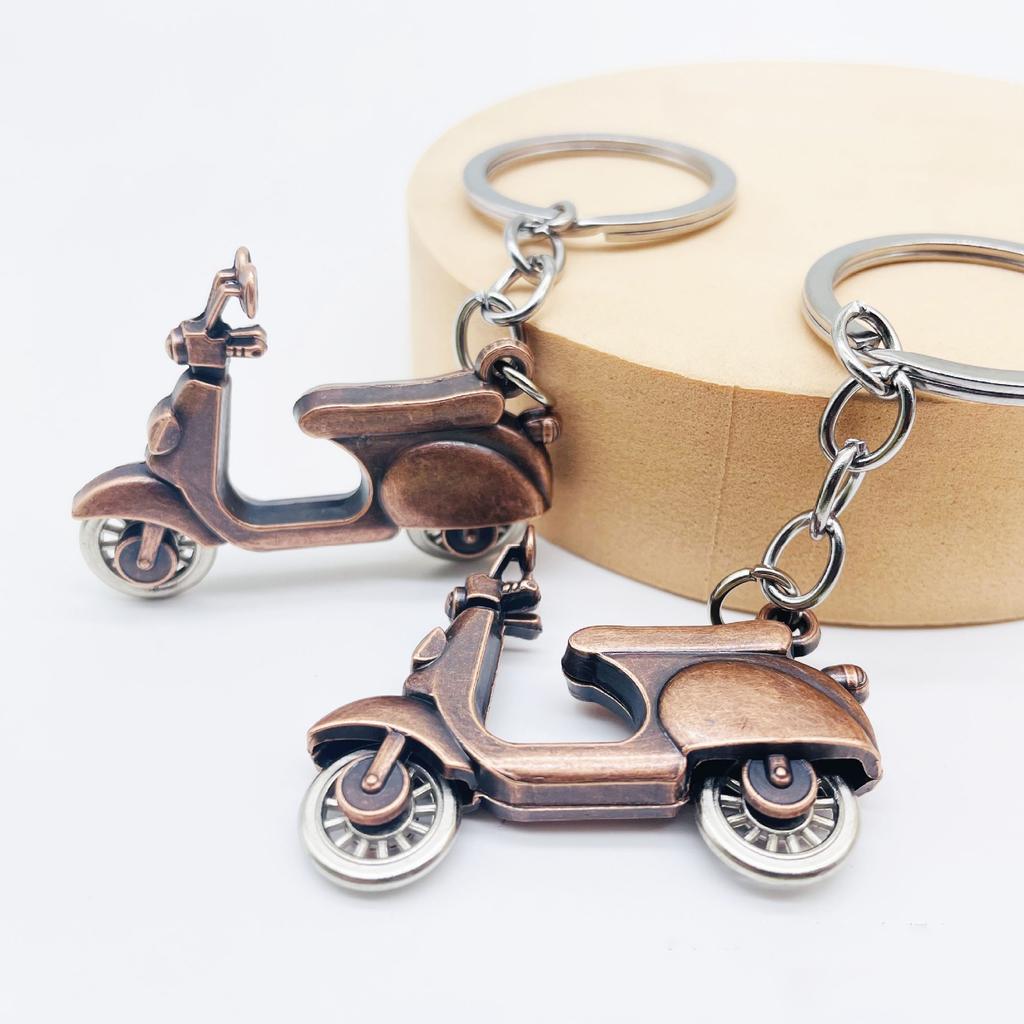 Motorrad 3D Roller Schlüsselanhänger Klassisches Elektrofahrzeug Anhänger Schlüsselanhänger Für Männer Frauen Machen DIY Schmuck Schlüsselring Geschenkbeutel Anhänger