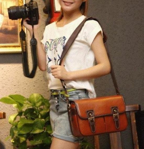 Giyomi British Style SLR Camera Bag Case Retro Genuine Leather Style Tailoring Bag/Shoulder (Waterproof) (Red Brown)