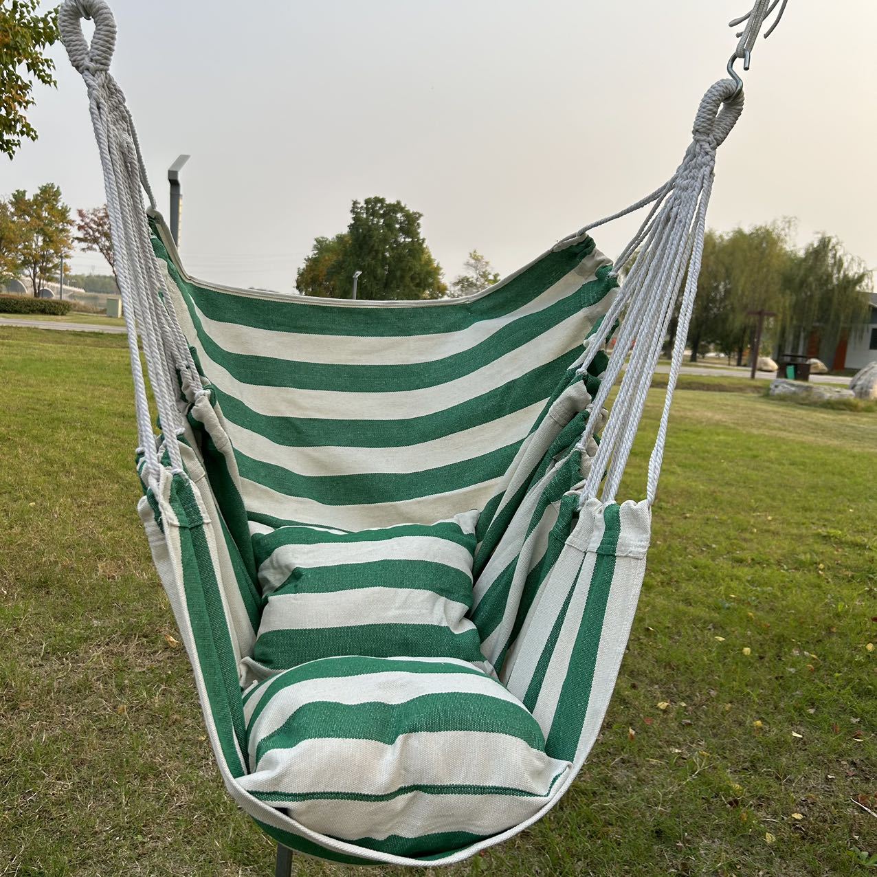 1pc Leisure Fabric Hammock Chair Outdoor Swing Chair Hammock Dormitory Hammock Chair Anti Rollover Hammock With Storage Bag