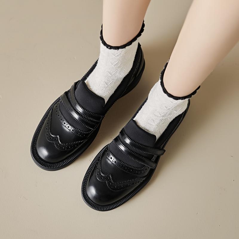 Fashion 2025 New Spring Women Shoes Round Toe Women Pumps Brogue Designs Shoes for Women Low Heel Loafers Ladies Shoes Oxford