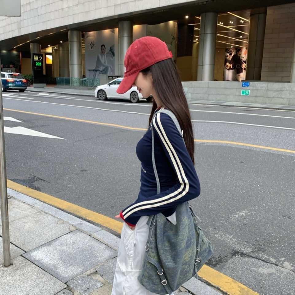 Japanese Y2k Letter Print T Shirt Vintage Harajuku Long Sleeve Jersey T-shirt American Retro Streetwear 2000s Aesthetics