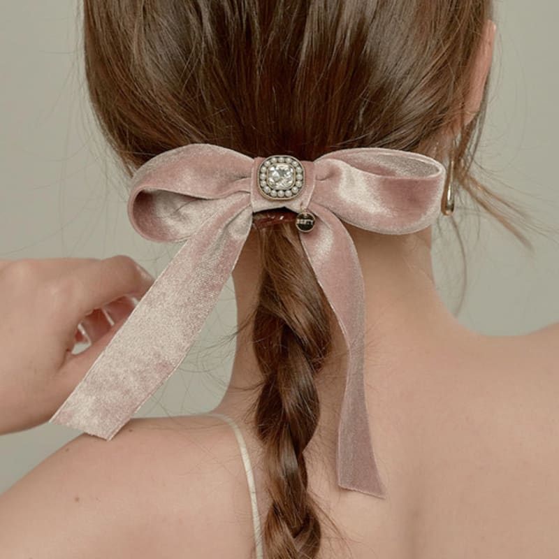 

BESTY Royal Velvet Bianca Hairpin Bianca Hairpin - Black