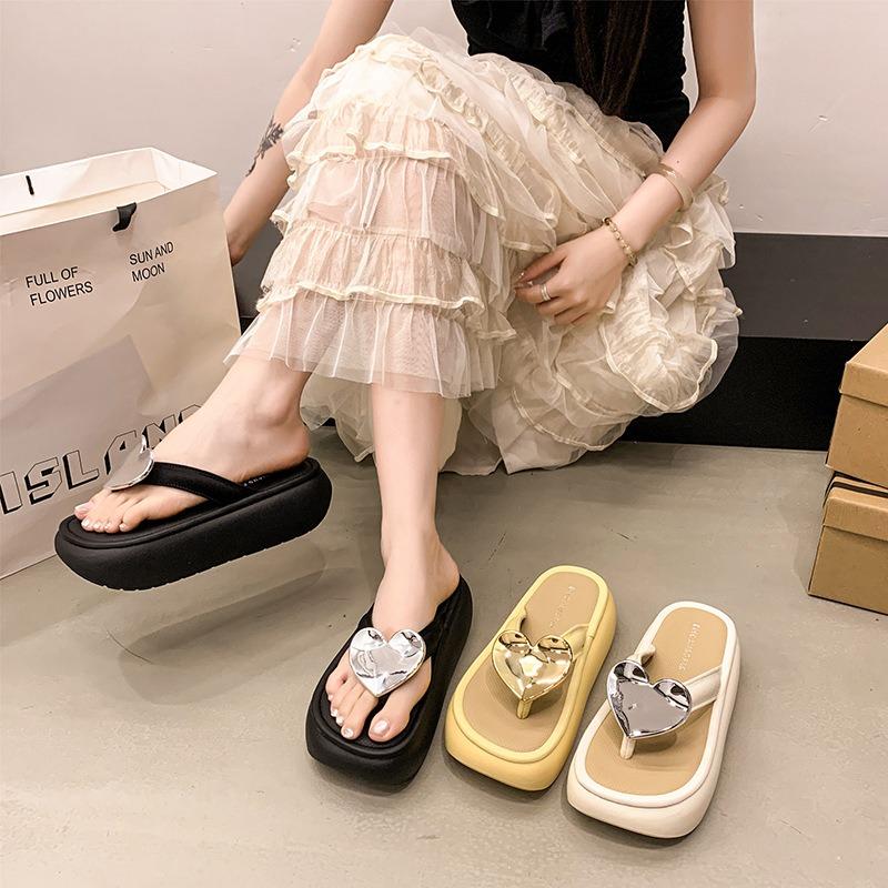 

Love retro black thick-soled flip-flops women s summer wear new high-end sandals 40 чёрный