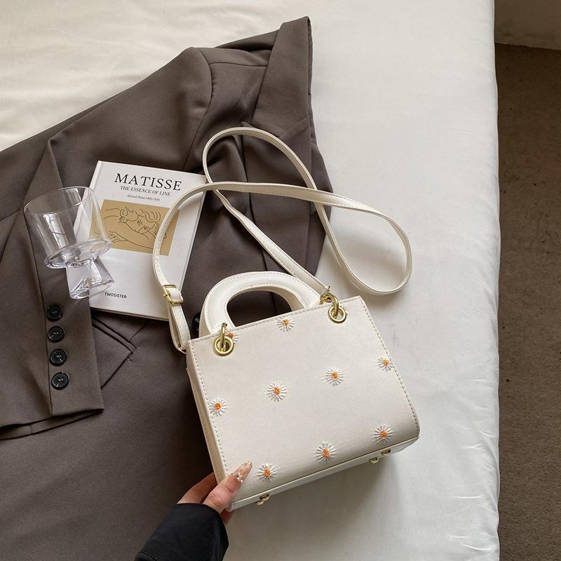 Premium Textur tragbare kleine Tasche Damen neue Mode vielseitig einzelne Schulter Prinzessin Diana Tasche Pendler Umhängetasche
