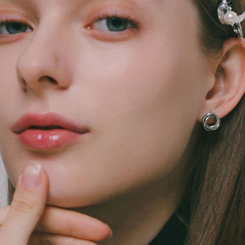 J.Lauren Borromean Twisted Earrings M03951