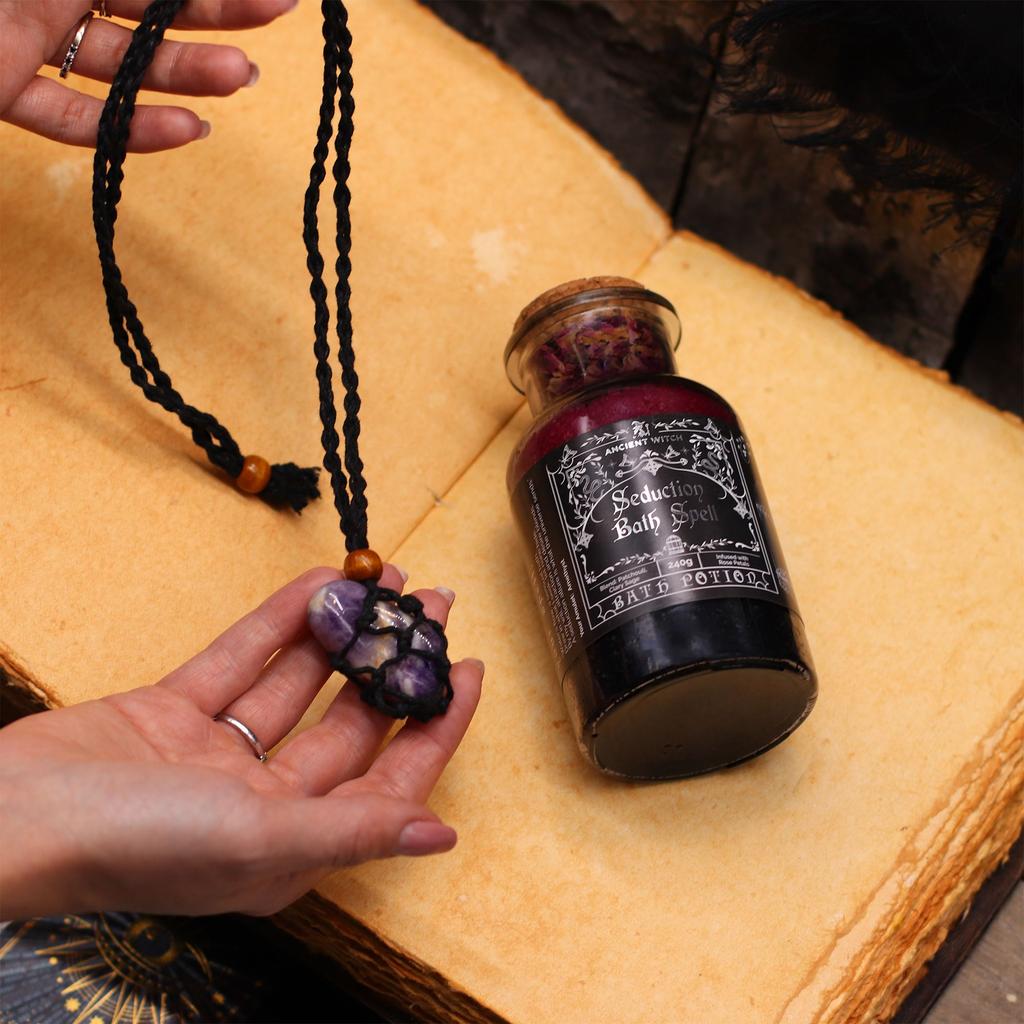 Ancient Witch Bath Spell Potion & Amethyst Crystal Amulet – Seduction
