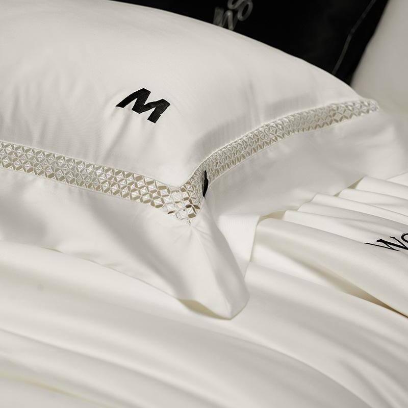 Four-piece Set of Pure Cotton Bedding, Simple Embroidered Quilt Cover, Bed Sheet Pillowcase Set