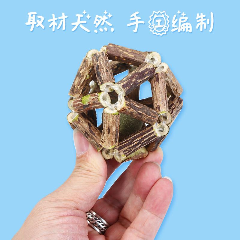 Wood-Flavored Catnip Balls & Teasers: Chew-Resistant Toys and Teeth Cleaning Sticks for Kittens