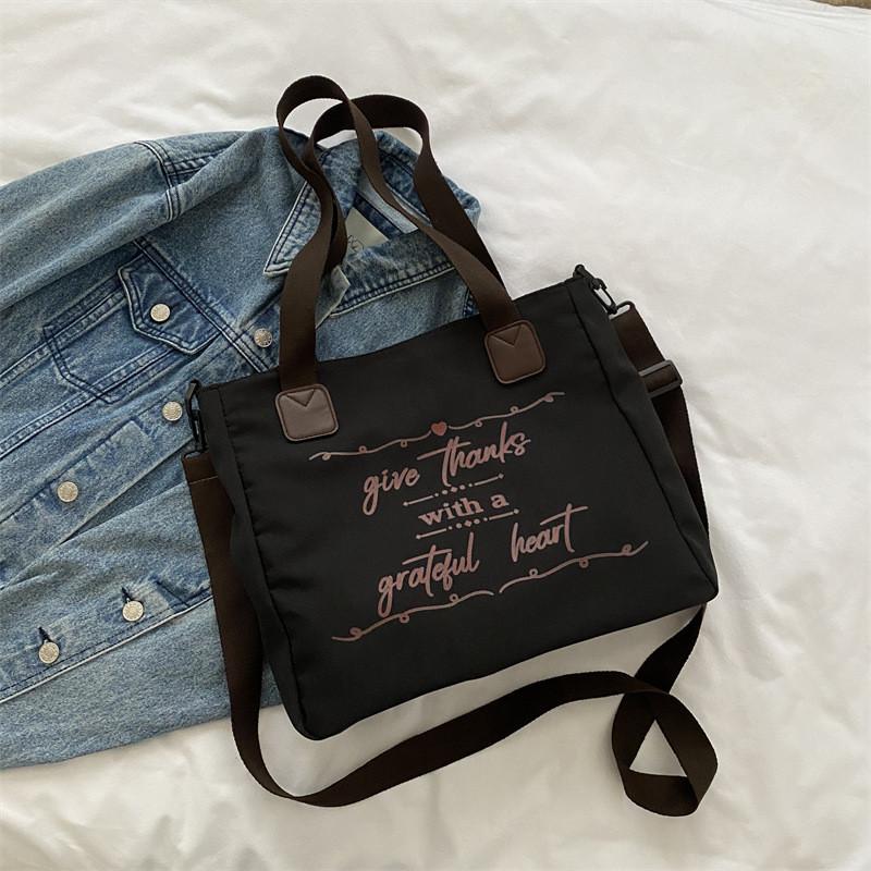 Стильная большая женская сумка через плечо 2023 Новая повседневная сумка-тоут для commuters чёрный