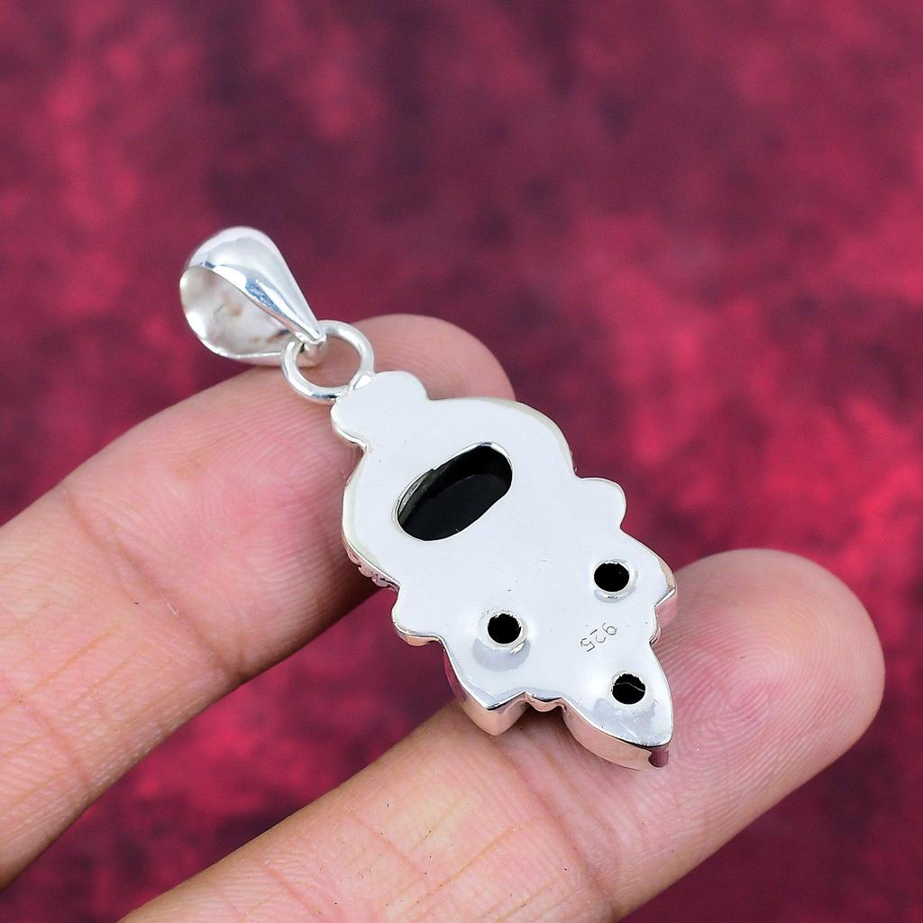 Smycken i svart onyx, hänge i massivt 925 sterlingsilver, handgjorda ädelstenssmycken, presenter till fru, helt nytt hänge