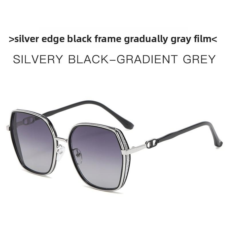 

Womens Trendy Clear Frame Geometric Sunglasses With Uv Protection For Casual And Party Wear BlackSilverGradient