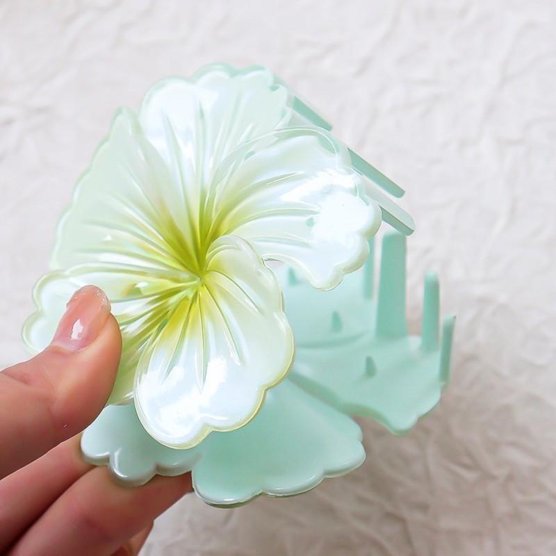 Gradient Flower Acrylic Hair Claw Clip for Women Sweet Hair Claws Crab Clamp Barrettes Hawaiian Headwear Accessories