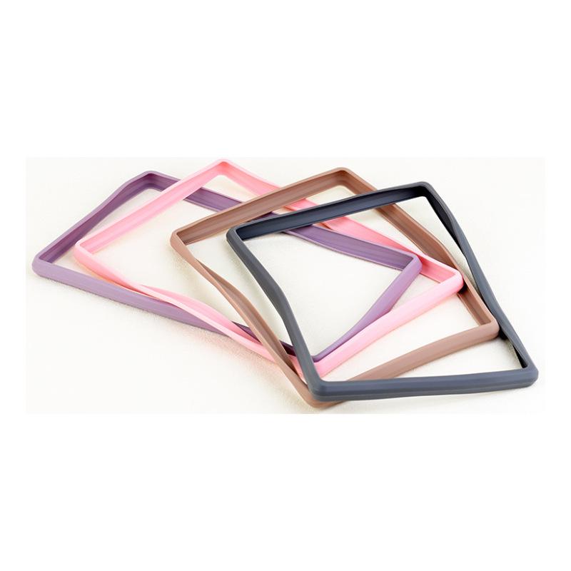 Compatible with L90 car accessories: screen protectors, central control displays, and silicone covers.
