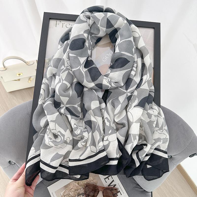 Summer thin cotton and linen scarf women's versatile temperament fashion silk scarf travel sunscreen scarf air-conditioned room shawl dual-purpose