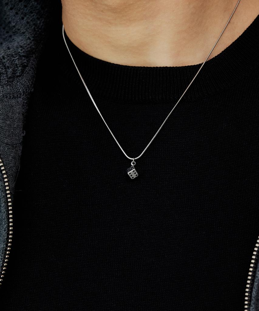 Silvertag Stn-26Ss6 Dice Necklace