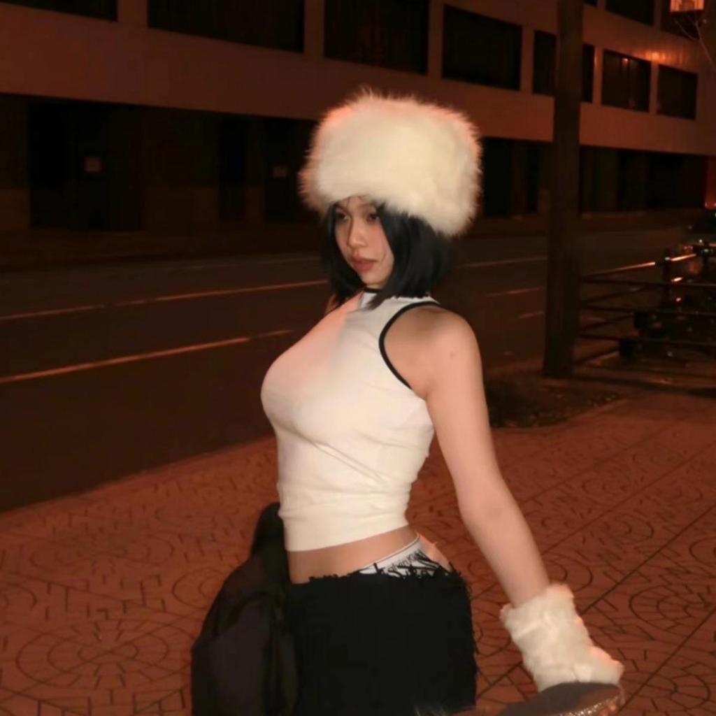 Women's Russian-Style Faux Fur Hat with Warm Ear Protection for Autumn/Winter