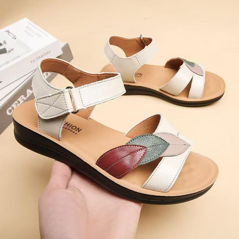 Mom Sandals Summer 2025 New Real Soft Leather Middle-aged Comfortable Flat Bottom Elderly In the Elderly Women's Shoes Non-slip