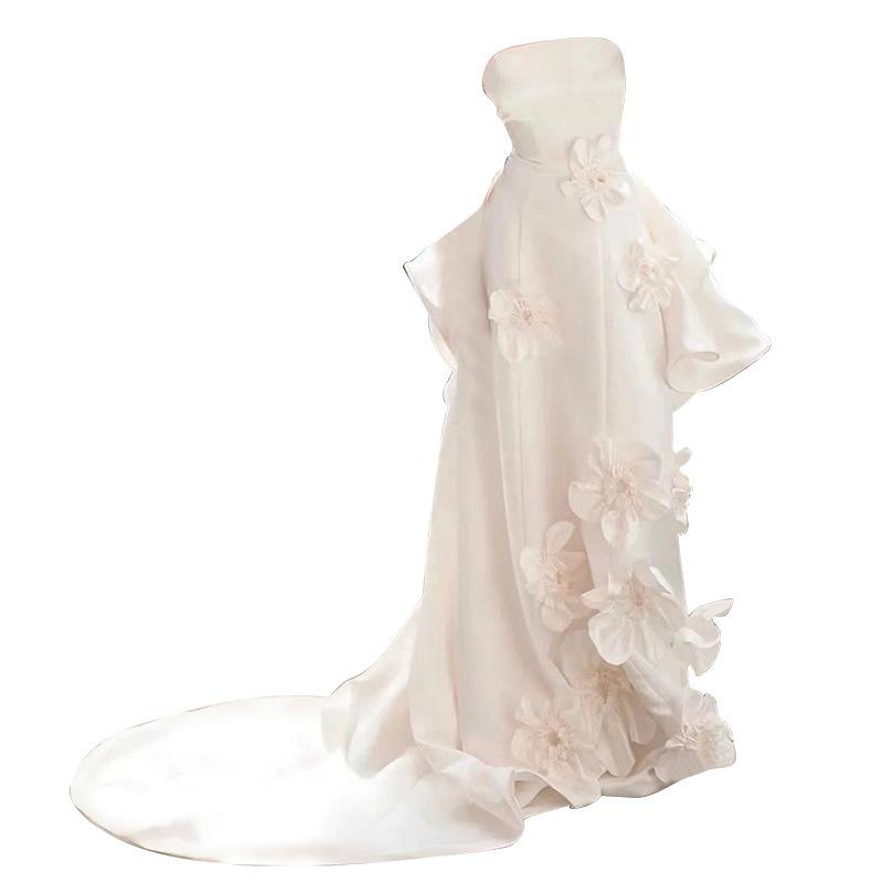 Fairy sweet petal tube top Korean bride satin wedding dress high-end spring new travel photography fashion light wedding dress