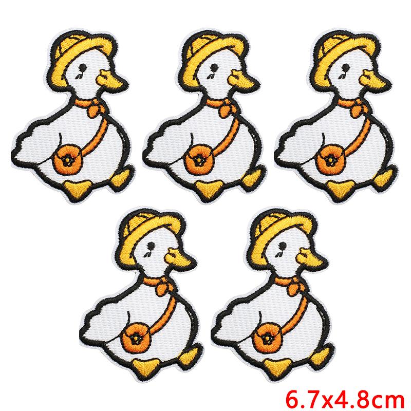10pcs /Lots Cute Duck Embroidered Applique Cartoon Animal Duck Patch Iron On Patches For Clothing Decoration Diy Hats Bag Sticker