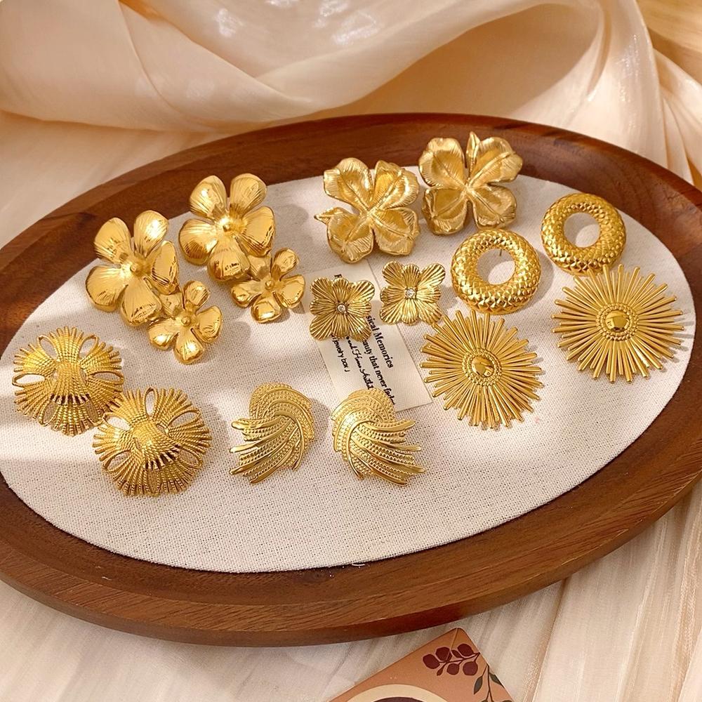 CARLIDANA Irregular Exaggerated Flower Stud Earrings Geometric Chunky Vintage Waterproof Stainless Steel Gold Plated for Women